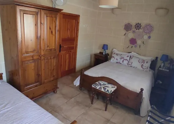 Gizimina By Verosole Bed & Breakfast Xaghra